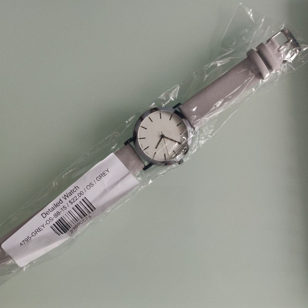 Grey watch